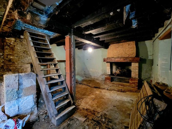 Image No.11-3 Bed House for sale