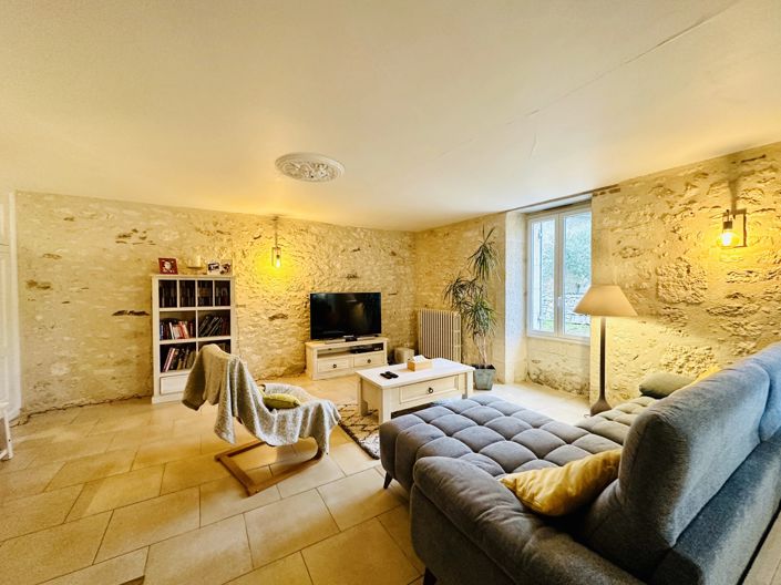 Image No.6-3 Bed House for sale