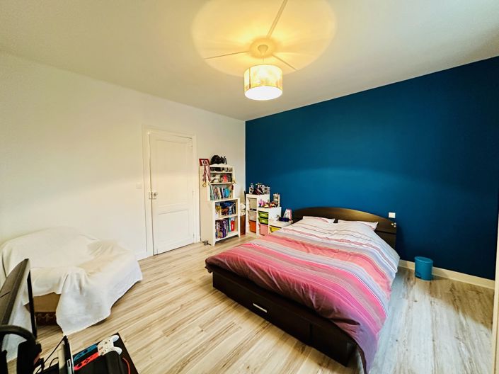 Image No.9-3 Bed House for sale