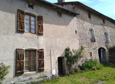 1 - Saint-Hilaire-le-Château, Maison de village