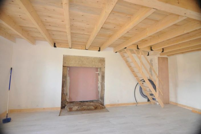 Image No.5-Maison de 4 chambres à vendre à Villebois-Lavalette