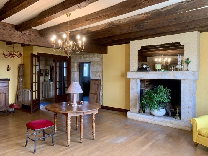 Image No.3-4 Bed House for sale