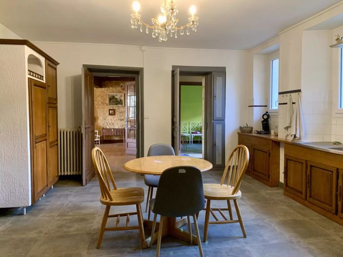 Image No.4-4 Bed House for sale