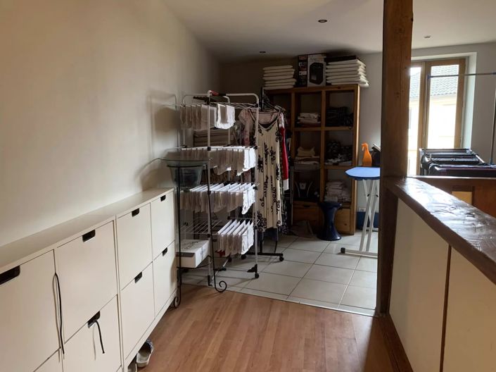 Image No.15-5 Bed Commercial for sale