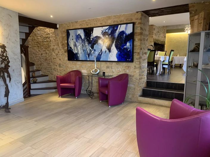 Image No.4-5 Bed Commercial for sale