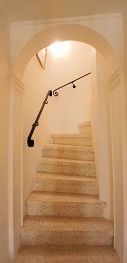 Image No.12-2 Bed House for sale