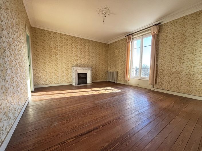 Image No.7-3 Bed House for sale