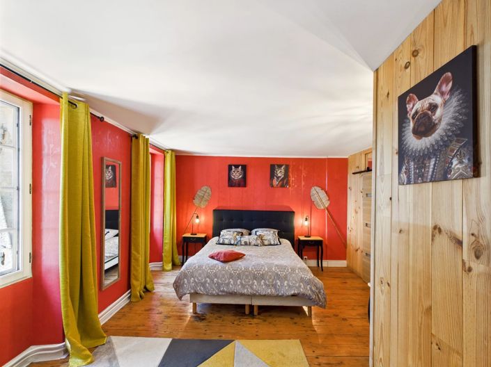 Image No.10-13 Bed House for sale