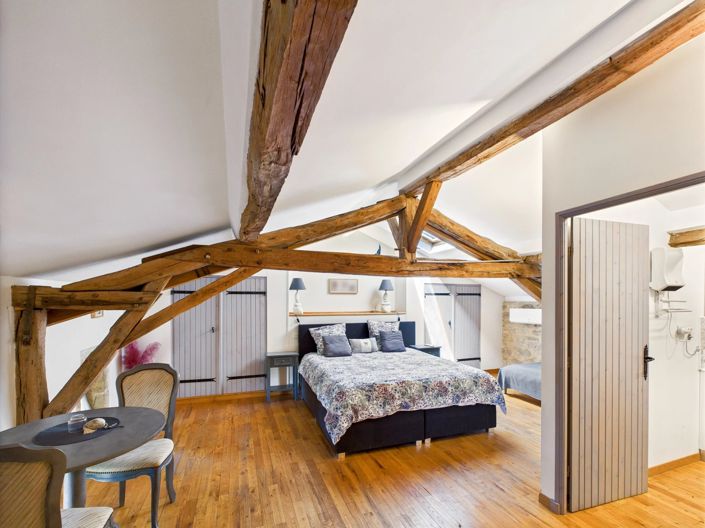 Image No.11-13 Bed House for sale