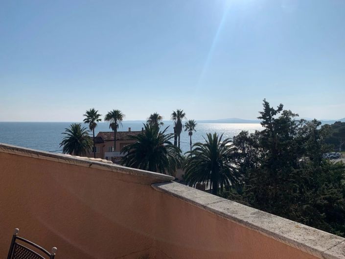 Image No.7-12 Bed House for sale