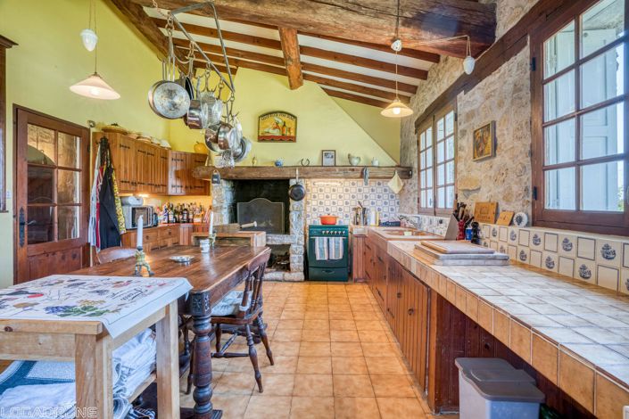 Image No.13-8 Bed House for sale