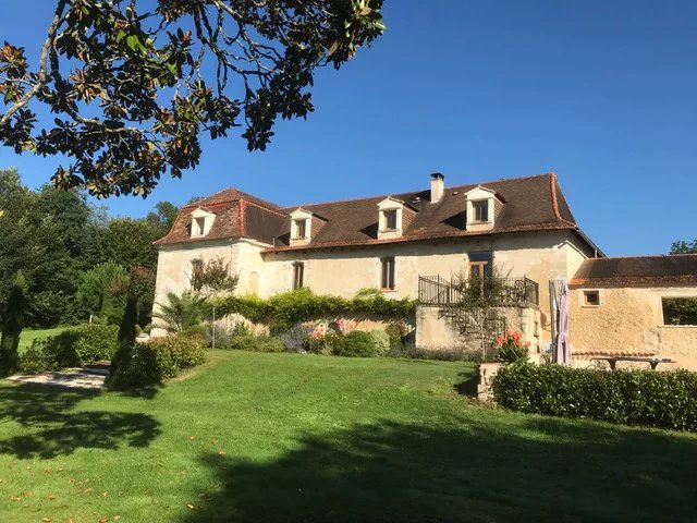Image No.1-5 Bed House for sale