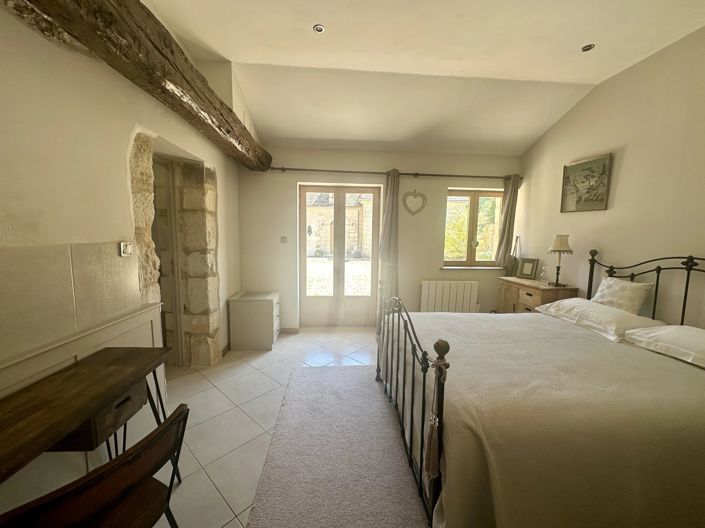 Image No.13-5 Bed House for sale