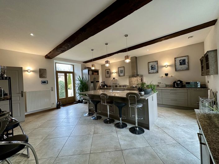 Image No.4-5 Bed House for sale