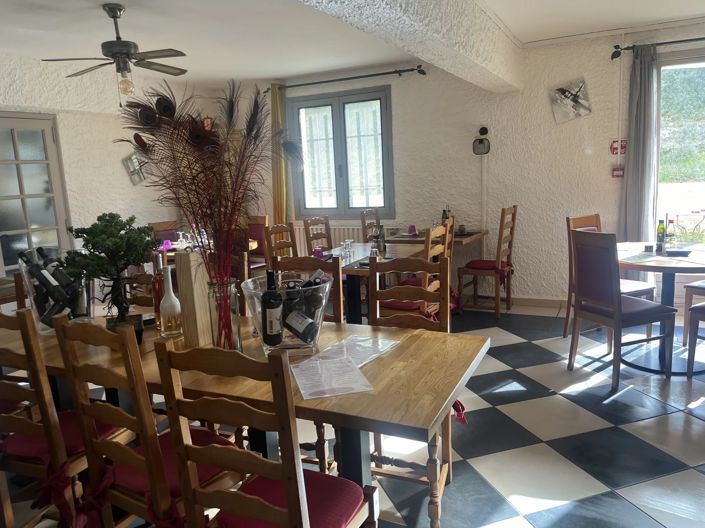 Image No.4-7 Bed House for sale