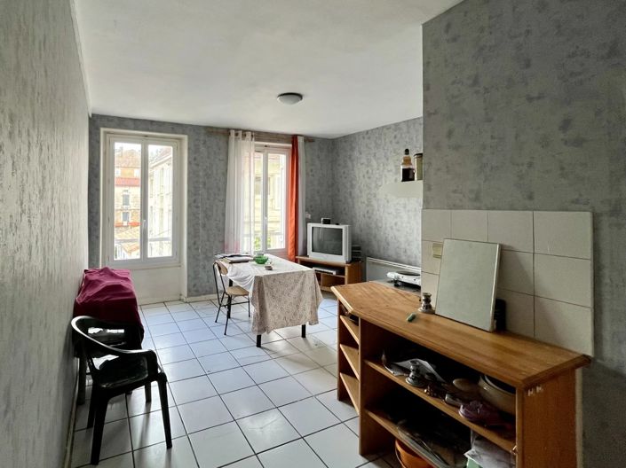 Image No.12-2 Bed Commercial for sale