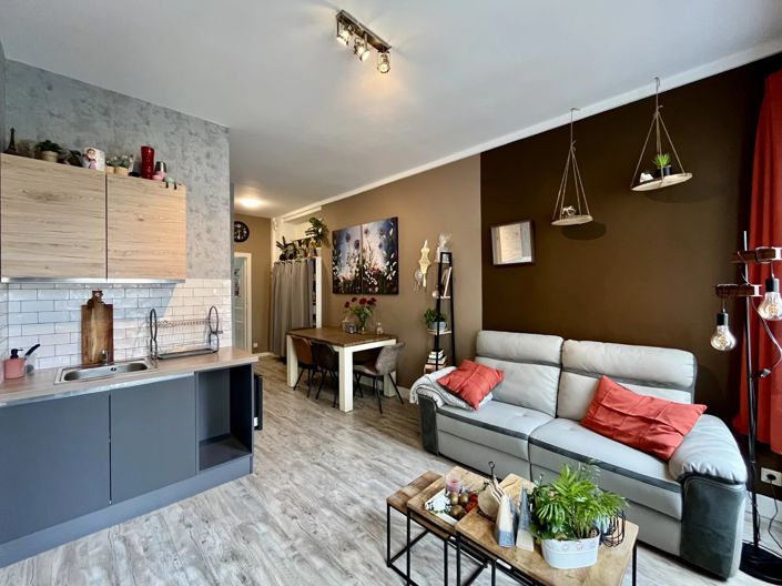 Image No.3-2 Bed Commercial for sale