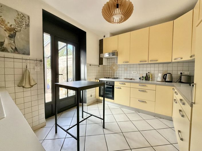 Image No.4-4 Bed House for sale