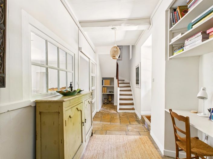 Image No.13-6 Bed House for sale