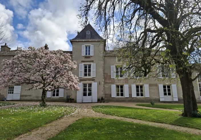 Image No.1-Maison de 6 chambres à vendre à Melle