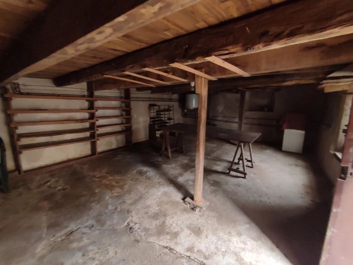 Image No.8-1 Bed House for sale