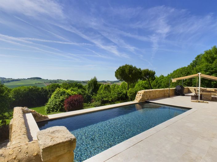 Image No.2-11 Bed House for sale