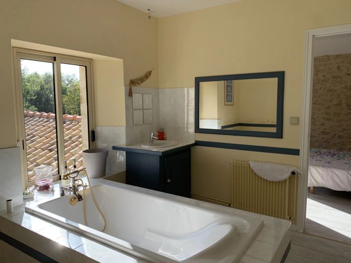 Image No.10-4 Bed House for sale