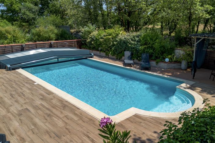 Image No.2-4 Bed House for sale