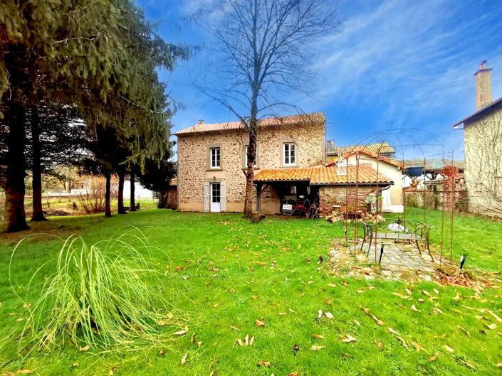 Image No.1-3 Bed House for sale