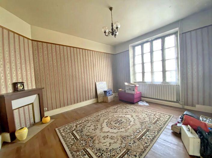 Image No.6-4 Bed House for sale