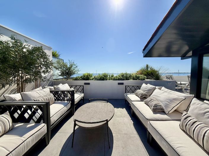 Image No.1-3 Bed House for sale