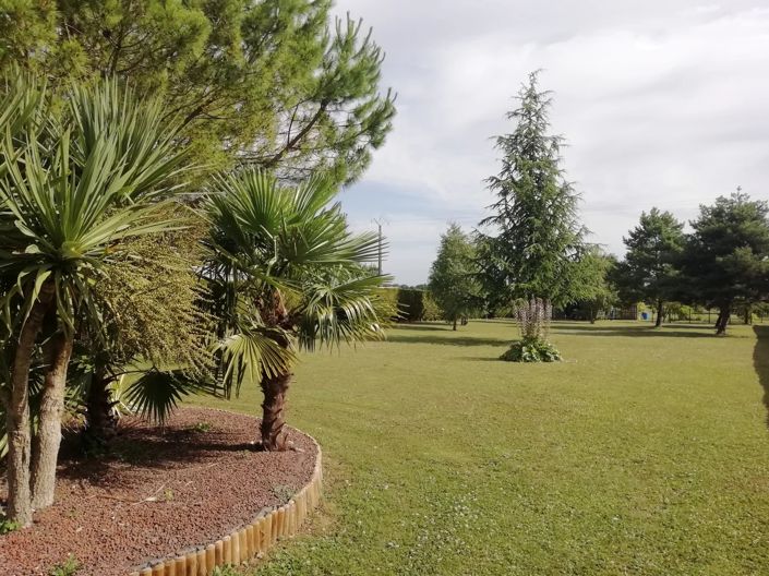 Image No.11-3 Bed House for sale