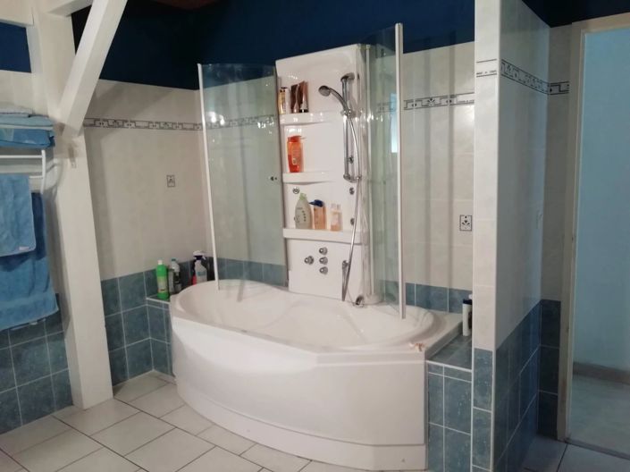 Image No.8-3 Bed House for sale