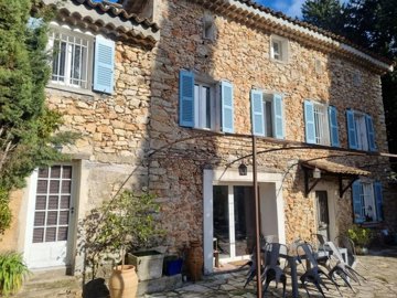 1 - Lorgues, House