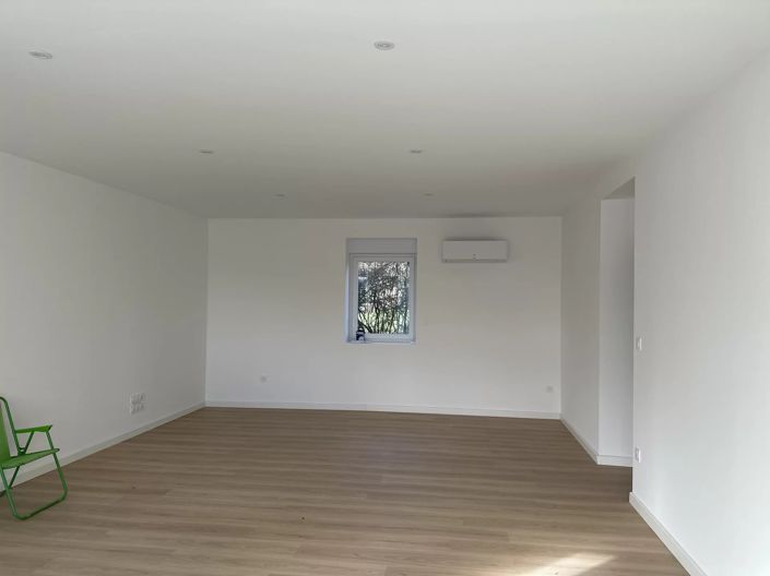 Image No.5-Maison de 2 chambres à vendre à Montignac-le-Coq