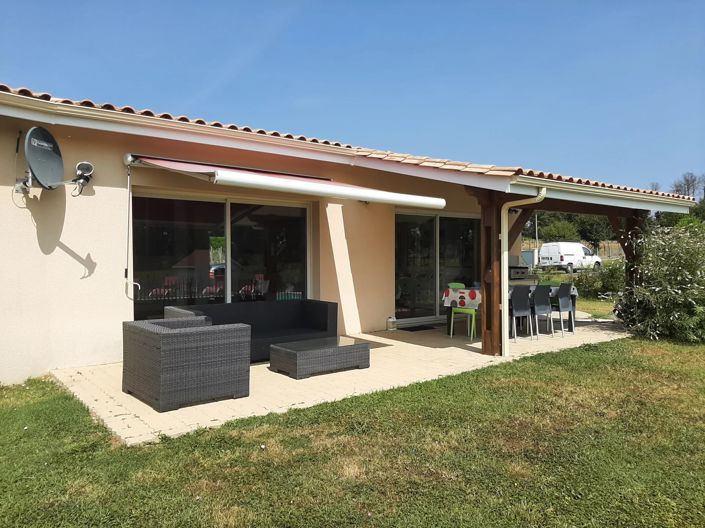 Image No.2-3 Bed Village House for sale