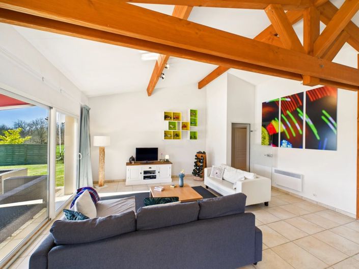 Image No.8-3 Bed Village House for sale