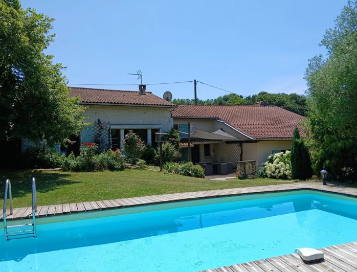 Image No.1-5 Bed House for sale