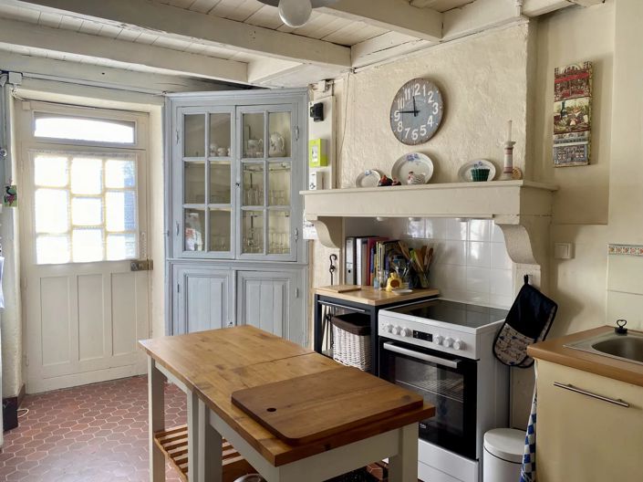 Image No.10-2 Bed House for sale