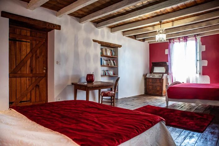 Image No.15-4 Bed House for sale