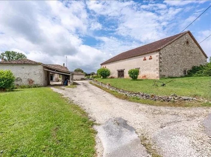Image No.1-4 Bed Farmhouse for sale