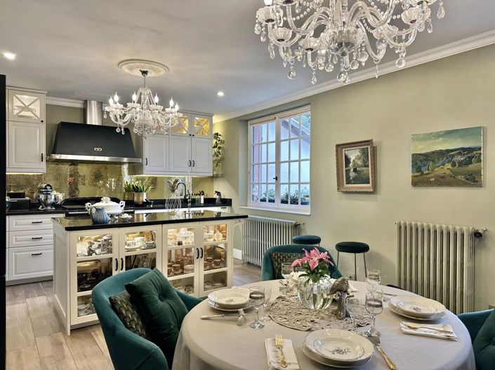 Image No.5-6 Bed House for sale