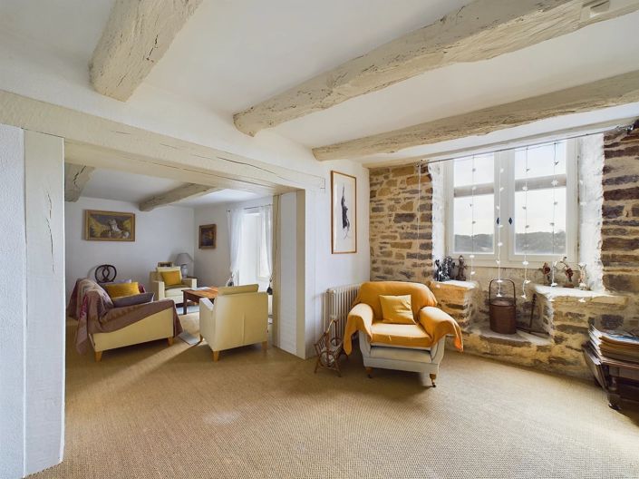 Image No.10-4 Bed House for sale