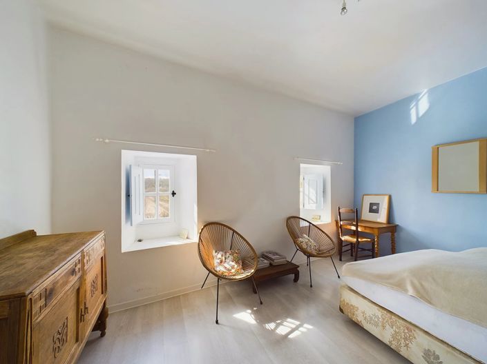 Image No.14-4 Bed House for sale