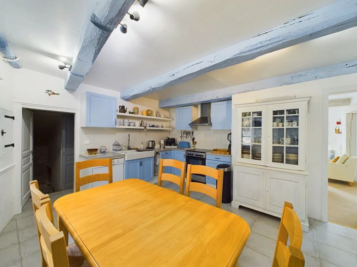 Image No.9-4 Bed House for sale