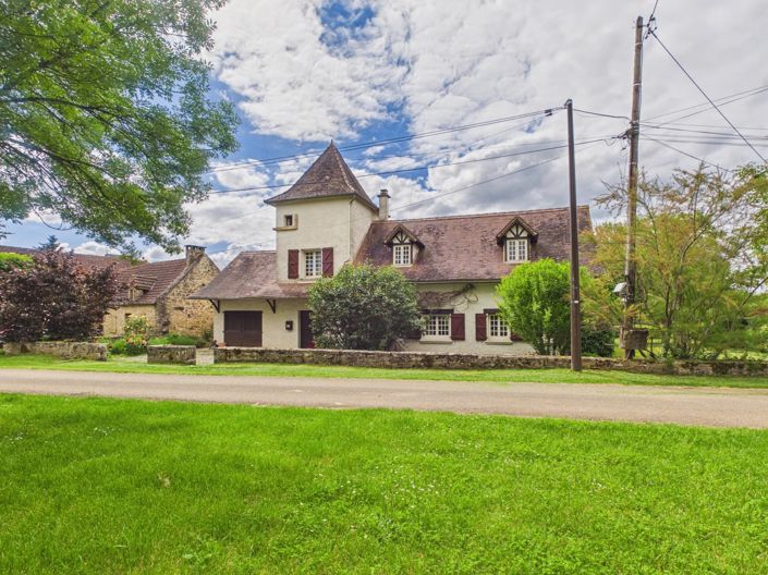 Image No.10-5 Bed House for sale