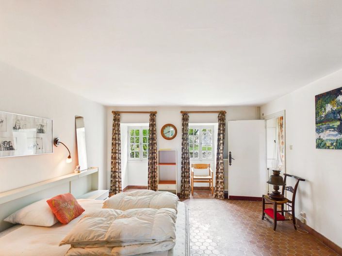 Image No.4-5 Bed House for sale