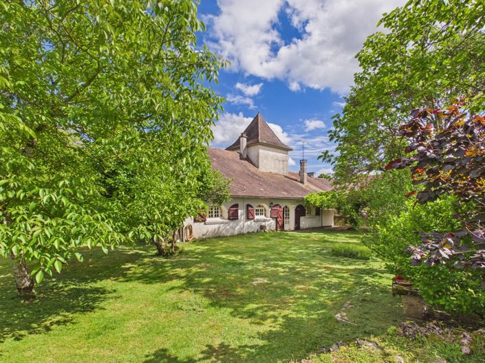 Image No.8-5 Bed House for sale