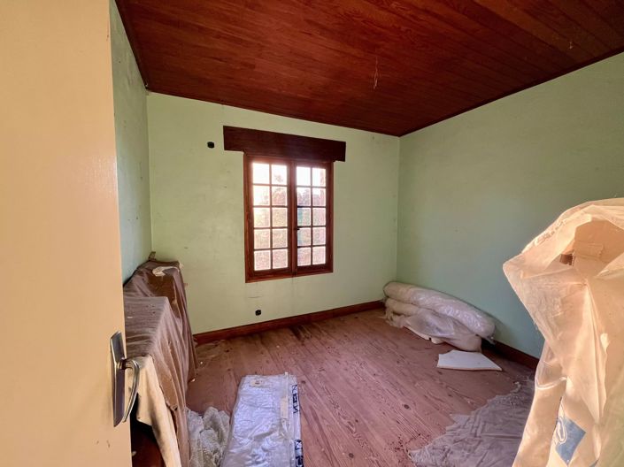 Image No.5-2 Bed House for sale