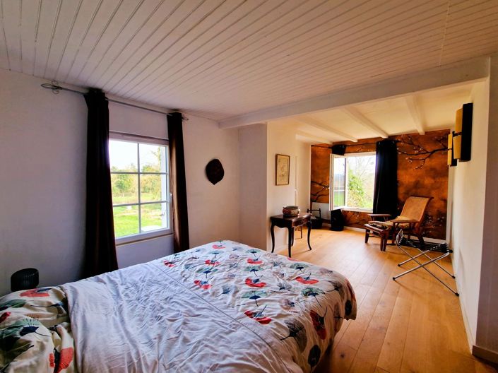 Image No.11-5 Bed House for sale